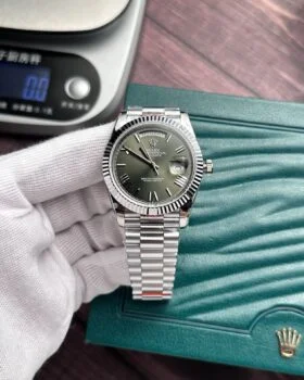 Fake Rolex Day-Date Olive Green Dial 228239-0033 40 mm