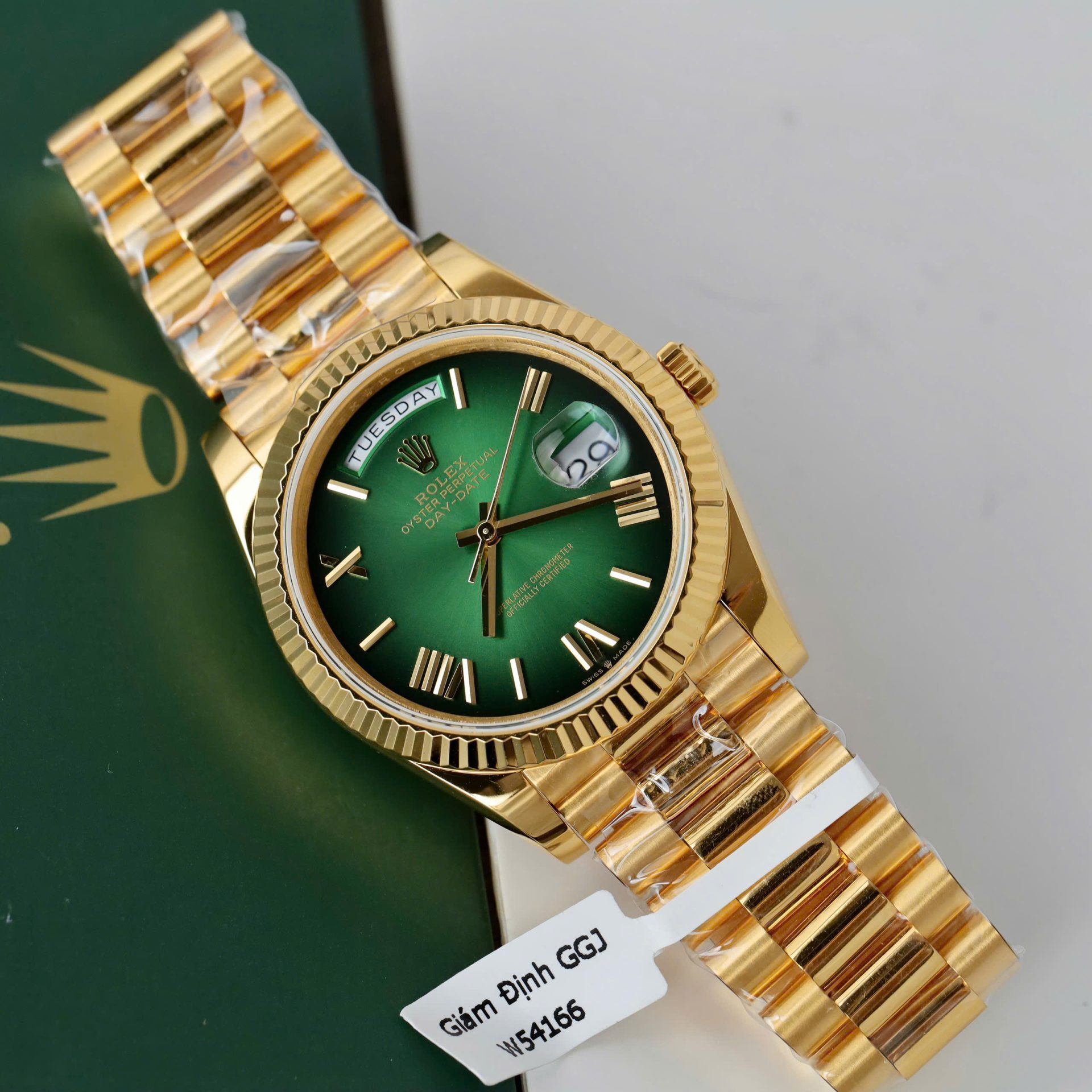 Fake Rolex Day-Date Green Ombré Dial 228238-0069 40 mm