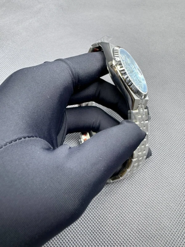 Fake Rolex Land-Dweller 40 mm Ice Blue Dial 3