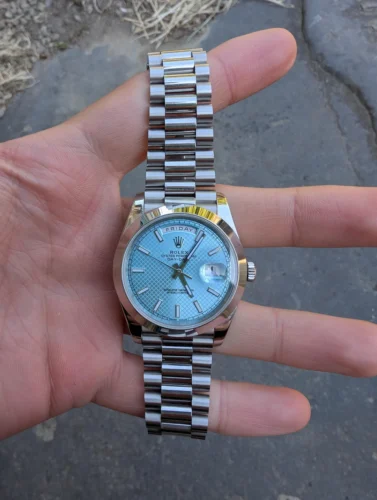 Rolex Day-Date 228236 40mm Ice blue, diagonal motif photo review