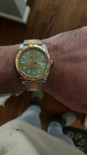 Super Clone Rolex Datejust 126333 41mm Golden (Jubilee) Motiv Zifferblatt Foto Review