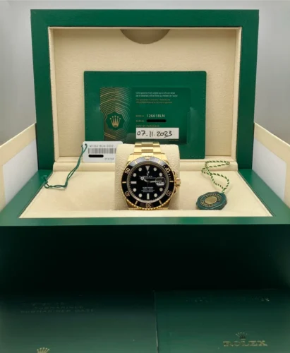 Super Clone Rolex Submariner Date 126618LN Black photo review