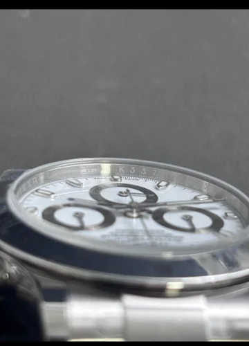 Click to view full screen Super Clone Rolex Daytona 116520-40 MM photo review